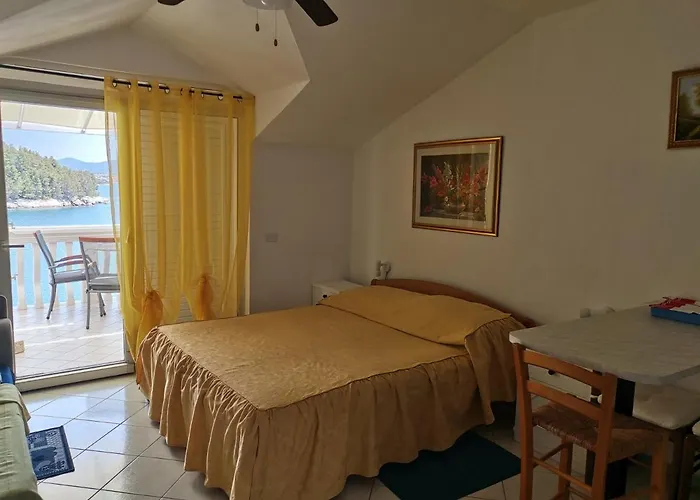 By The Sea Cove Mikulina Luka, Korcula - 9181