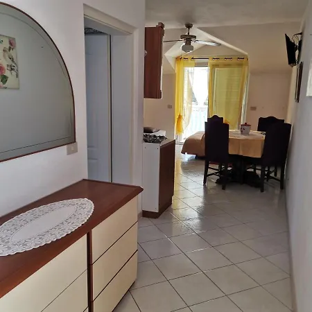 Apartments By The Sea Cove Mikulina Luka, Korcula - 9181 * Vela Luka